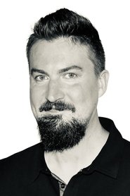 Photo of Adam Wingard image size 1267x1901