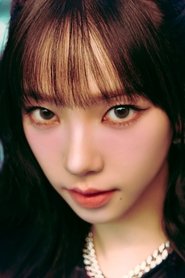Photo of KARINA image size 1333x2000