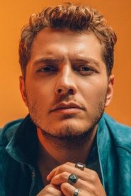 Photo of Burak Tozkoparan image size 327x491