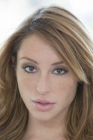 Photo of Christiana Cinn image size 1047x1571