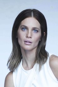 Photo of Liz Solari image size 1280x1920