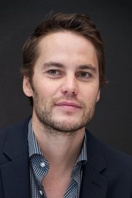 Photo of Taylor Kitsch image size 2000x3000