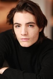 Photo of Elliott Mitrani image size 683x1024