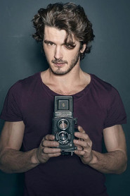 Photo of Yon González image size 533x800