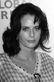 Photo of Lisa Blount image size 533x800