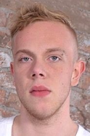 Photo of Adam Everhart image size 300x450