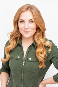 Photo of Maddie Moate image size 2000x3000