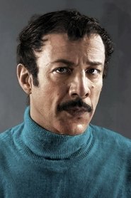 Photo of Münir Özkul image size 2000x3000