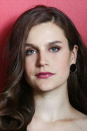 Photo of Alejandra Araya image size 400x600