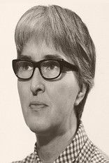 Photo of Evelyn Lambart image size 351x526