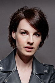 Photo of Jessica Raine image size 790x1185