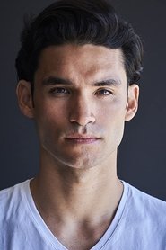 Photo of Louis Lay image size 666x999
