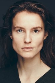 Photo of Amanda Collin image size 1000x1500