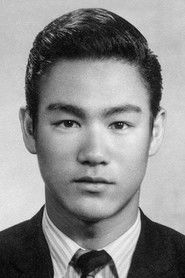 Photo of Bruce Lee image size 500x750