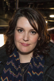 Photo of Melanie Lynskey image size 887x1330