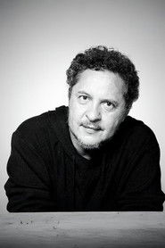 Photo of Gilson Gomes image size 854x1281