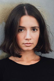 Photo of Elit İşcan image size 500x750