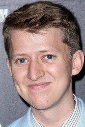 Photo of Shay Hatten image size 377x565