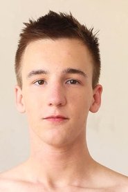 Photo of Zac Steele image size 300x450