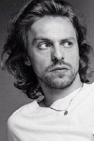Photo of Metin Akdülger image size 300x450