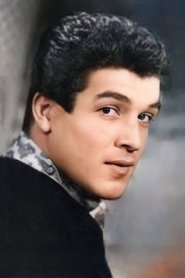 Photo of İzzet Günay image size 500x750