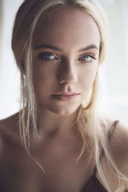 Photo of Ashley de Lange image size 1000x1500