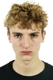 Photo of Vassili Schneider image size 600x900