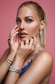 Photo of Meryem Uzerli image size 2000x3000