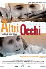 Altri occhi poster