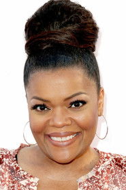Photo of Yvette Nicole Brown image size 596x894