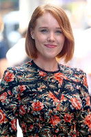 Photo of Jessica Keenan Wynn image size 300x450