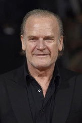 Photo of Lluís Homar image size 366x548