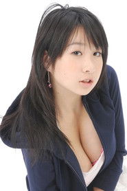 Photo of Rui Kiriyama image size 800x1200