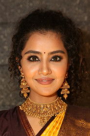 Photo of Anupama Parameswaran image size 825x1238