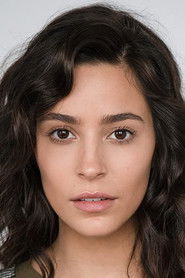 Photo of Alexxis Lemire image size 466x700