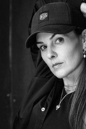 Photo of Robin Hays image size 400x600