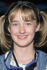 Photo of Ashley Johnson image size 606x909