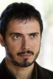 Photo of Julio Manrique image size 300x450