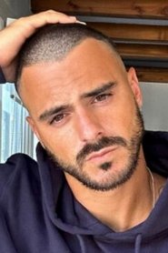 Photo of Benjamin Samat image size 500x750