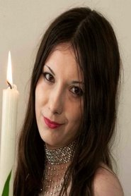 Photo of Sarah Dark image size 340x510