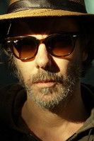 Photo of Julio de la Rosa image size 300x450