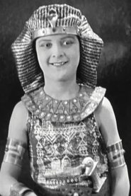 Photo of Pat Moore image size 430x644