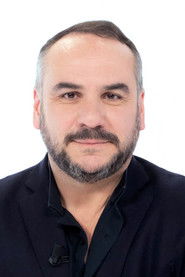 Photo of François-Xavier Demaison image size 600x900