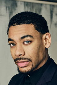 Photo of Aaron Pierre image size 676x1014