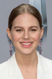 Photo of Alicia von Rittberg image size 1000x1500