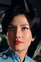 Photo of Zena Marshall image size 300x450