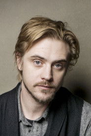 Photo of Boyd Holbrook image size 1110x1665
