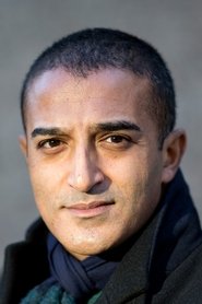 Photo of Adil Ray image size 800x1200