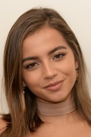 Photo of Isabela Merced image size 445x667
