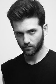 Photo of Roy Nik image size 422x634